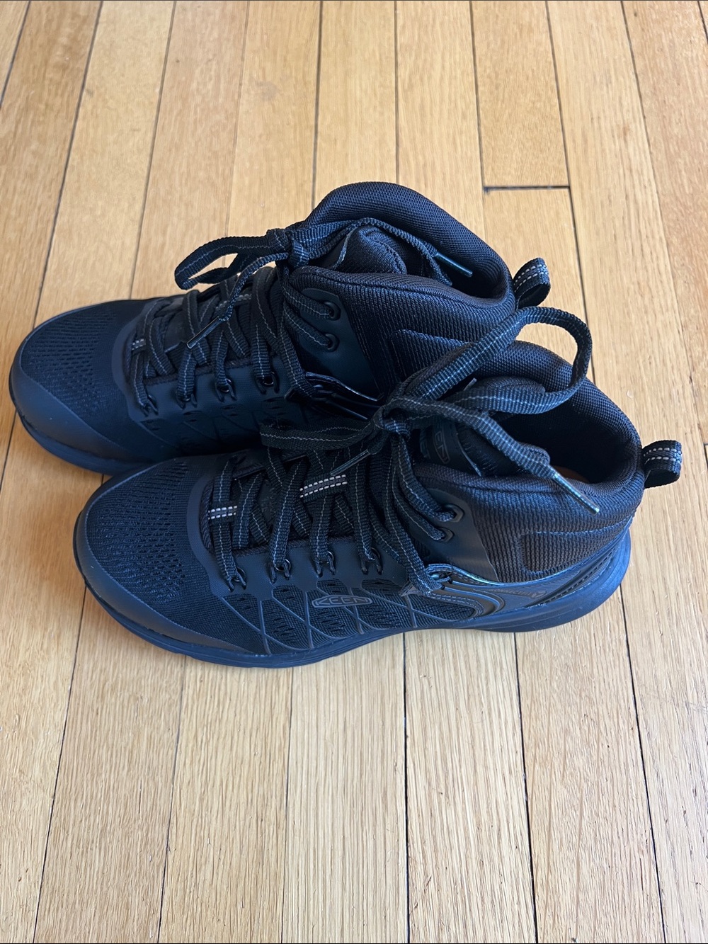 KEEN Vista Energy Mid INT MET (Carbon Toe) Boots Black/Raven - Size 7.5 NWOB